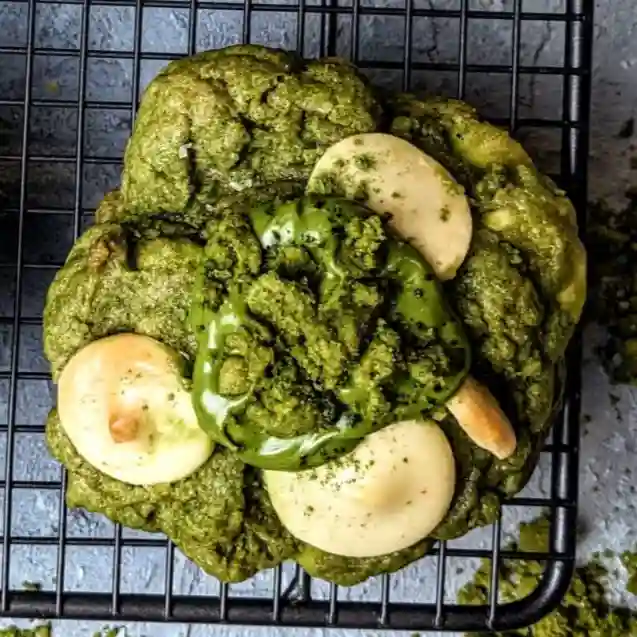 Matcha Crumble Cookie