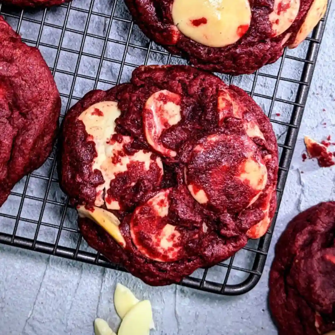 Red Velvet Cookie